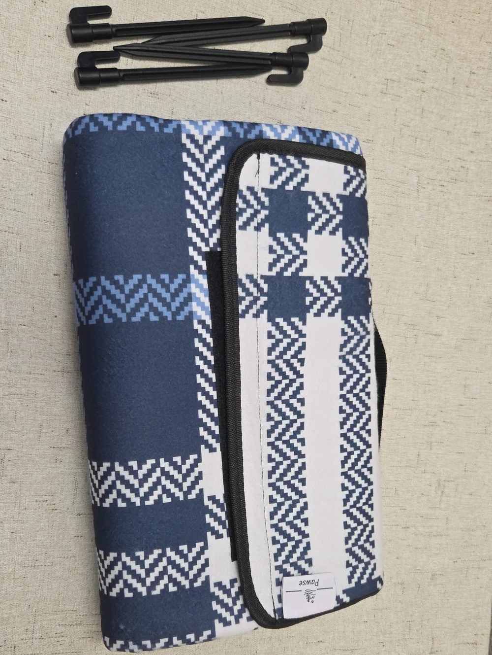 Pawse Picnic Blanket- Blue Plaid